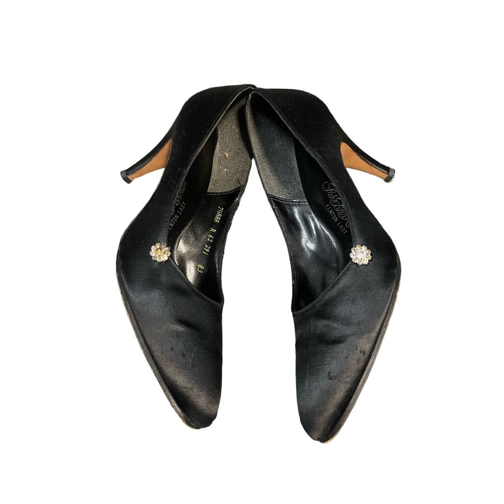 Saks Fifth Avenue Vintage Satin Pumps Heels Women's Size 7.5 NARROW